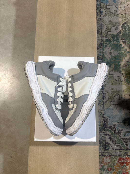 Maison Mihara Wayne Grey/White Used Sz 13
