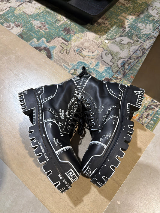 Balenciaga Strike Boots Marker Print Used Sz 11 NB