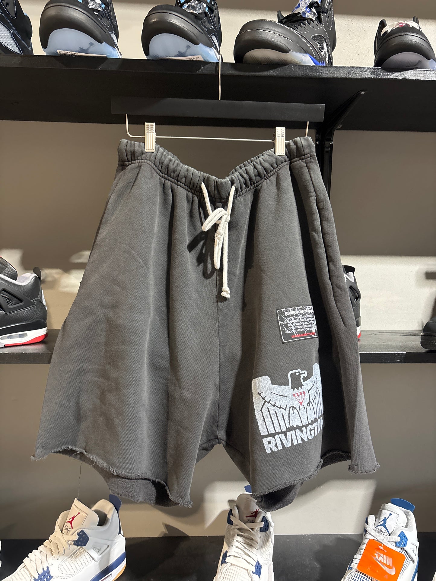 Rivington Black Bird Sweat Shorts Sz XL