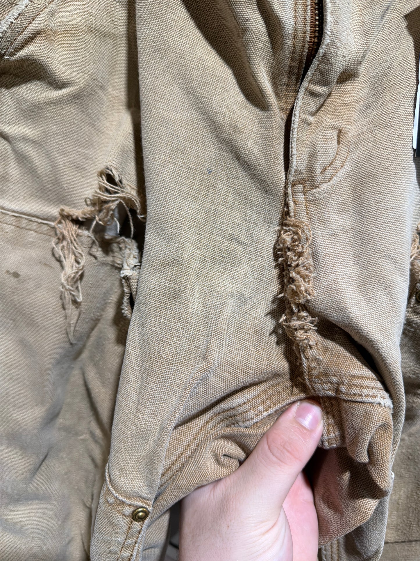 Carhartt Distressed Double Knee SZ 32