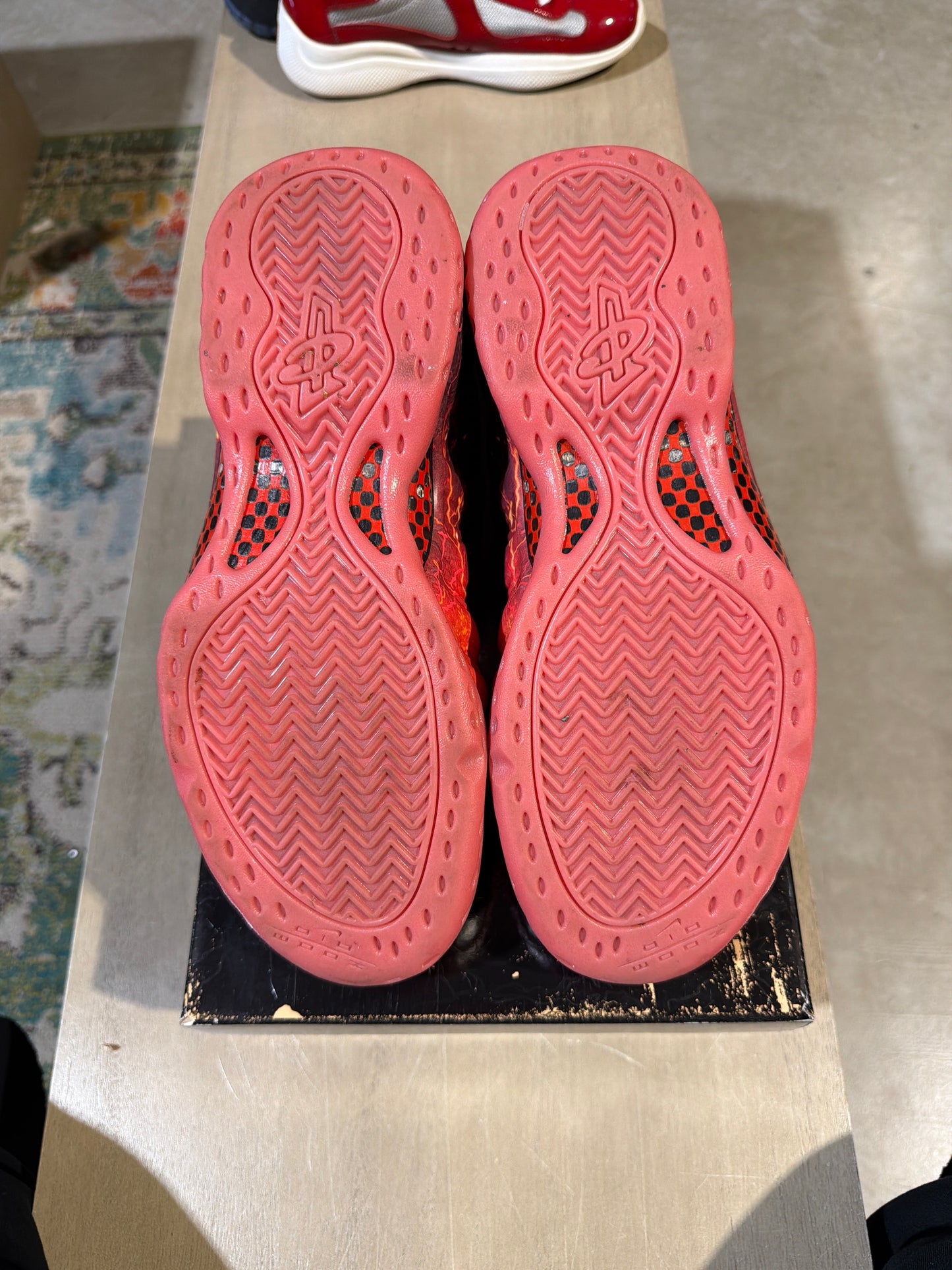 Nike Stranger Things Foamposite Used Sz 9
