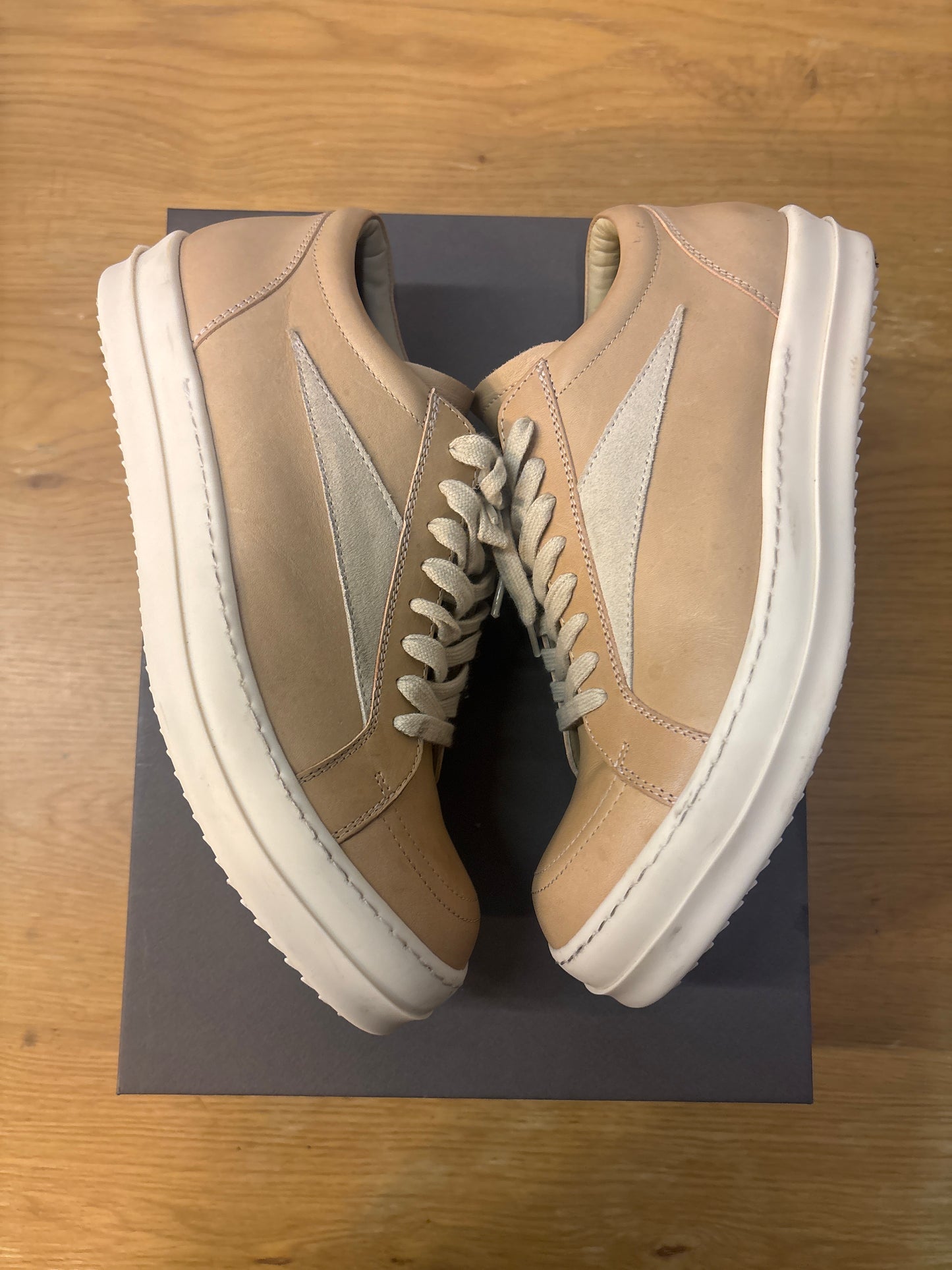 Rick vintage leather yellow/white used sz 8.5