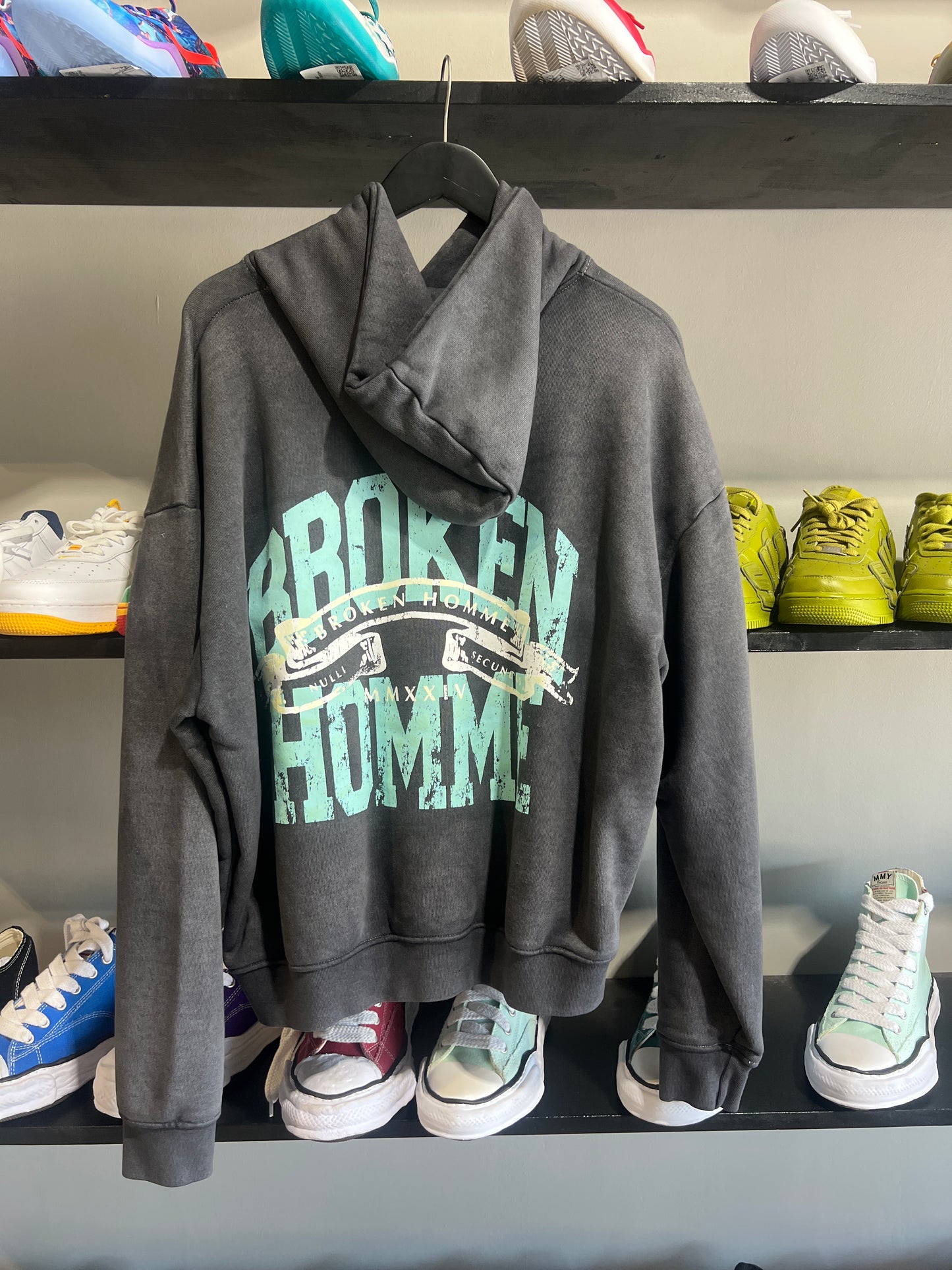 broken homme stone wash hoodie
