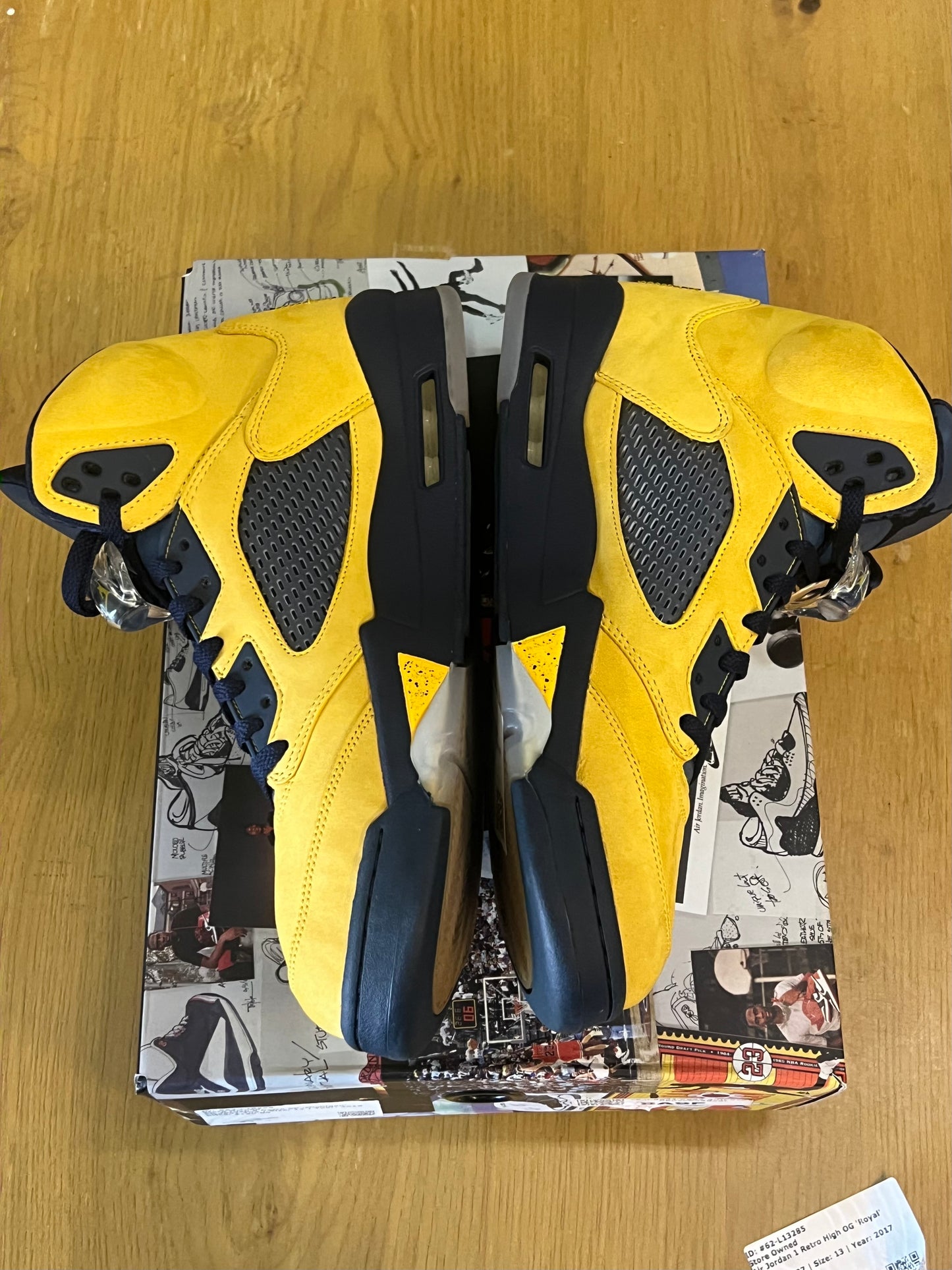 AIR JORDAN 5 RETRO SP MICHIGAN Used Sz 12