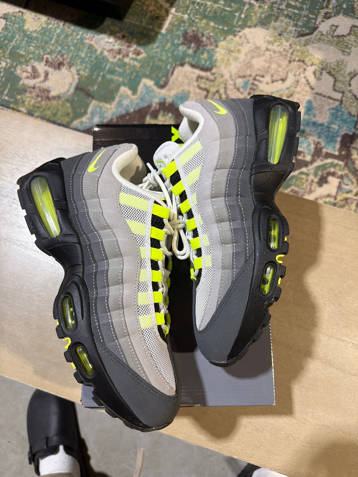 Air Max 95 Neon Used Sz 8.5