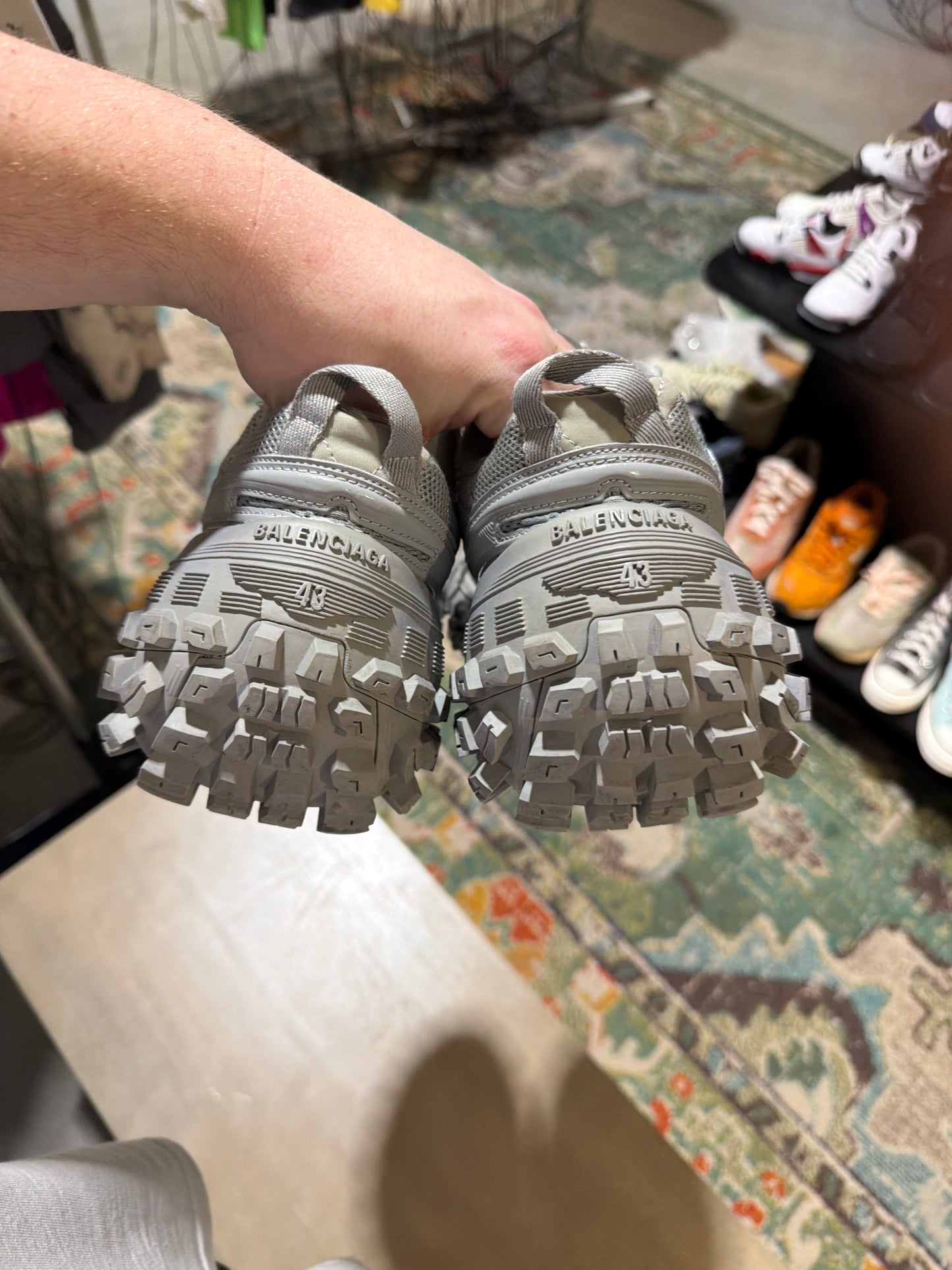 BALENCIAGA DISRUPTOR GREY ON GREY USED SZ 10 NB