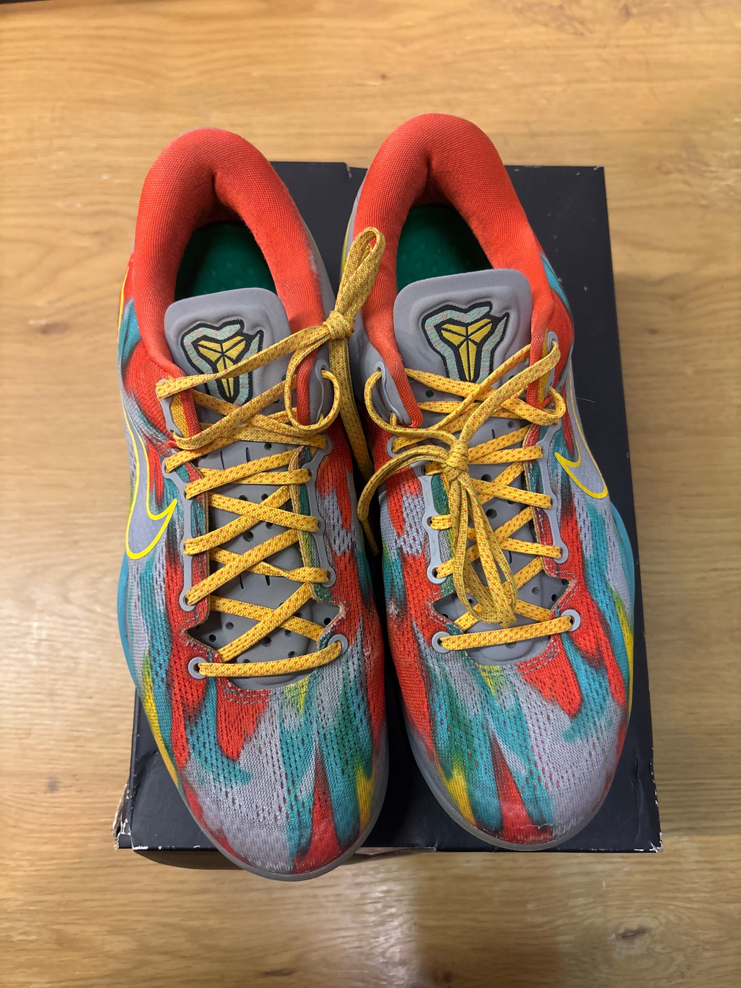 KOBE 8 VENICE BEACH 2024 USED SZ 9.5