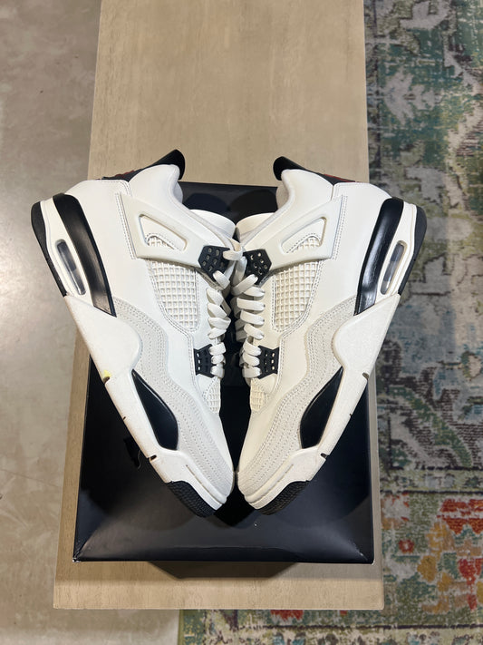 Jordan 4 Flight Club 2026 Used Sz 12