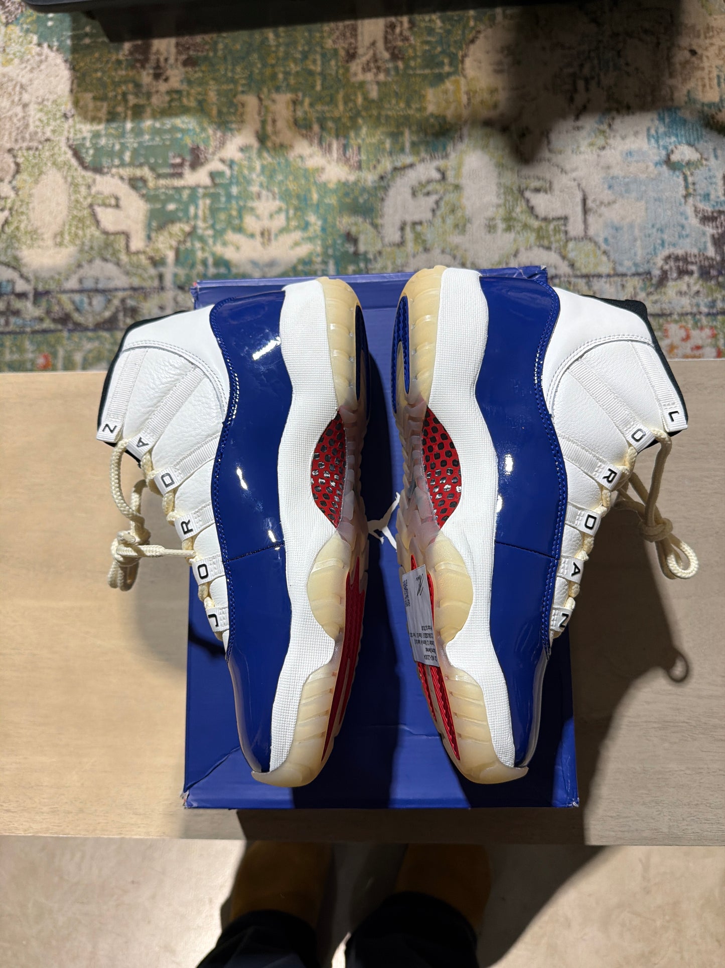 Jordan 11 Rare Air Used Sz 8.5