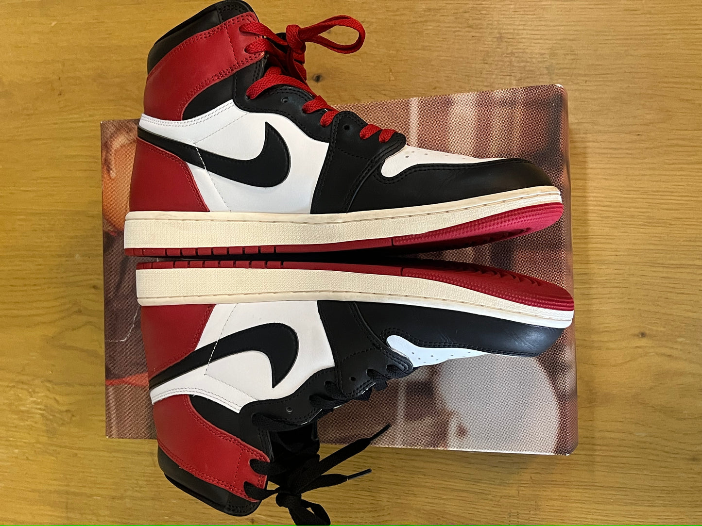 AIR JORDAN 1 RETRO HIGH OG BLACK TOE REIMAGINED Used Sz 12