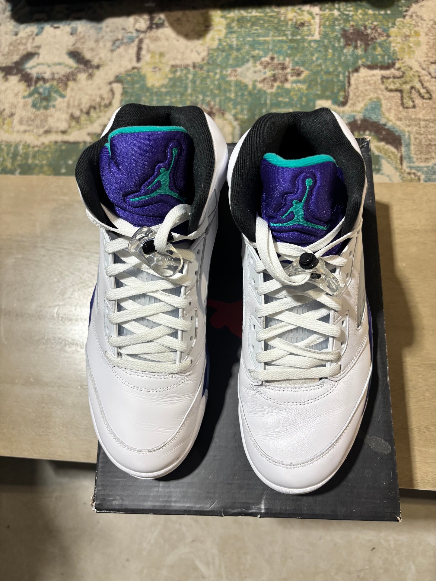 Air Jordan 5 Grape used sz 12