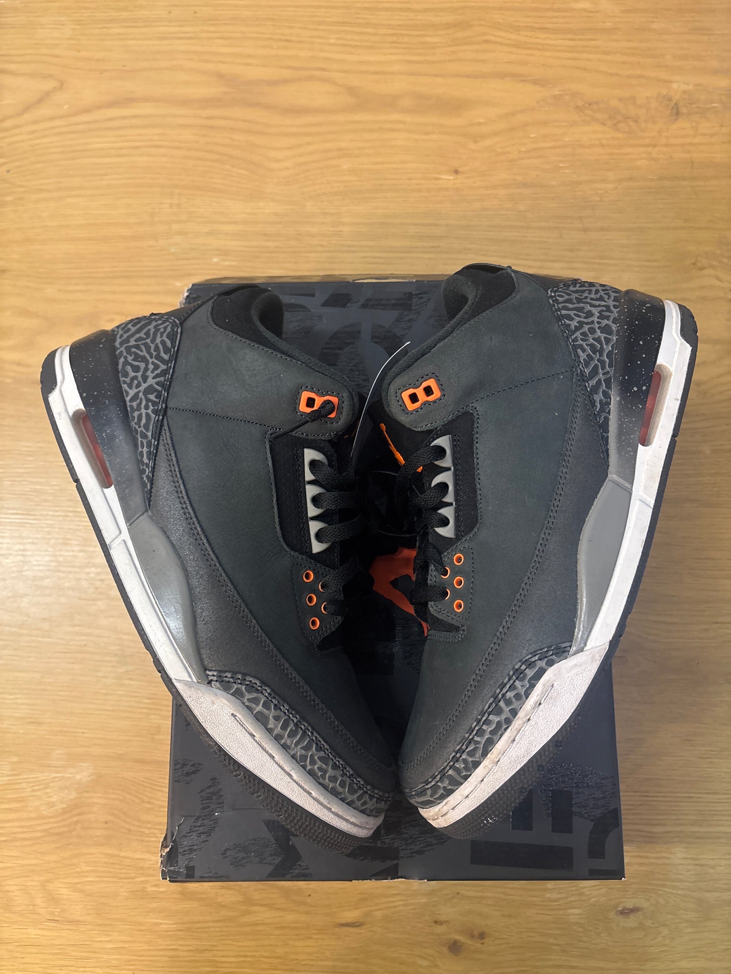 AIR JORDAN 3 RETRO FEAR PACK USED SIZE 11
