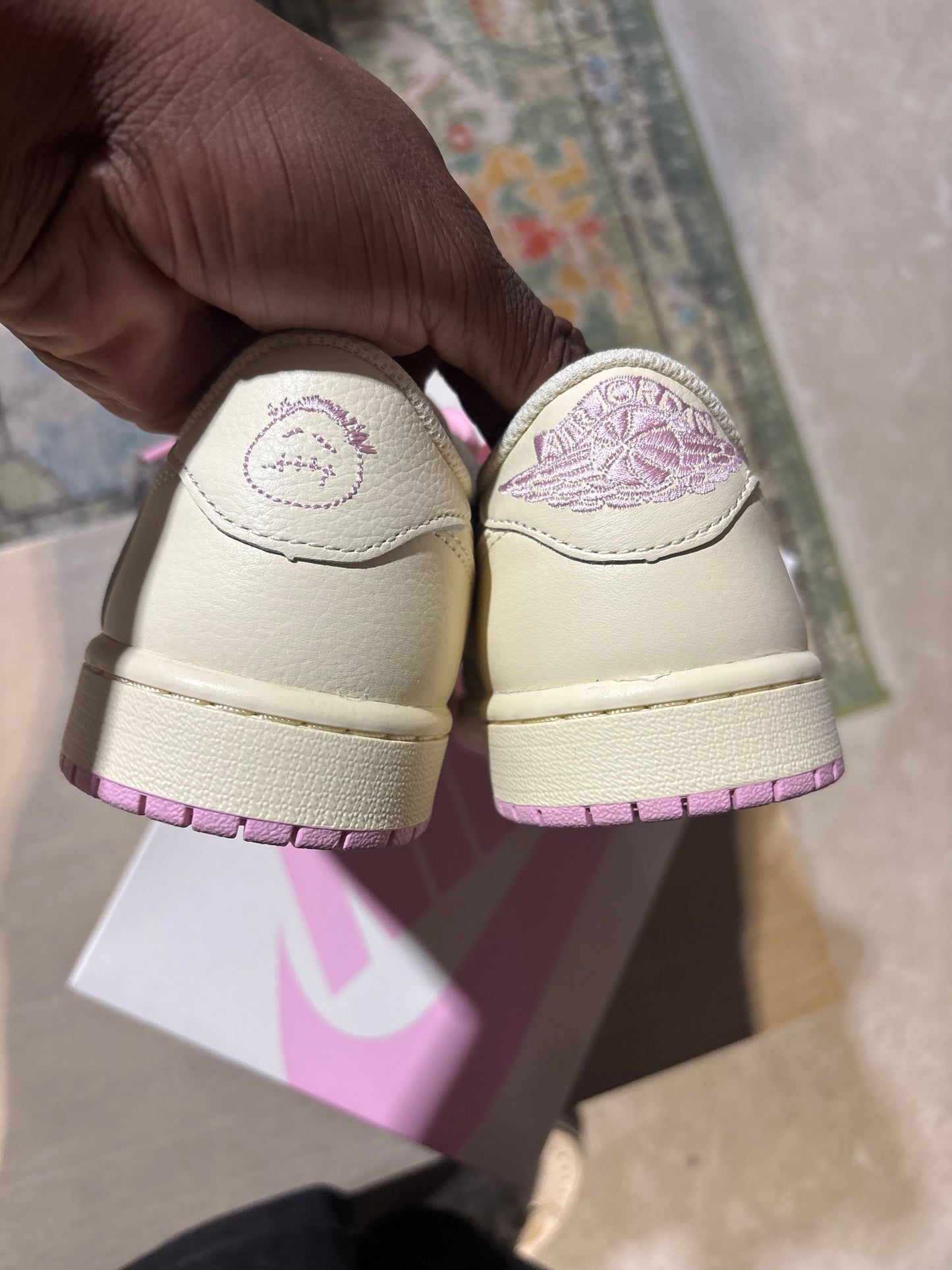 Jordan 1 Travis Scott Shy Pink Used Sz 7
