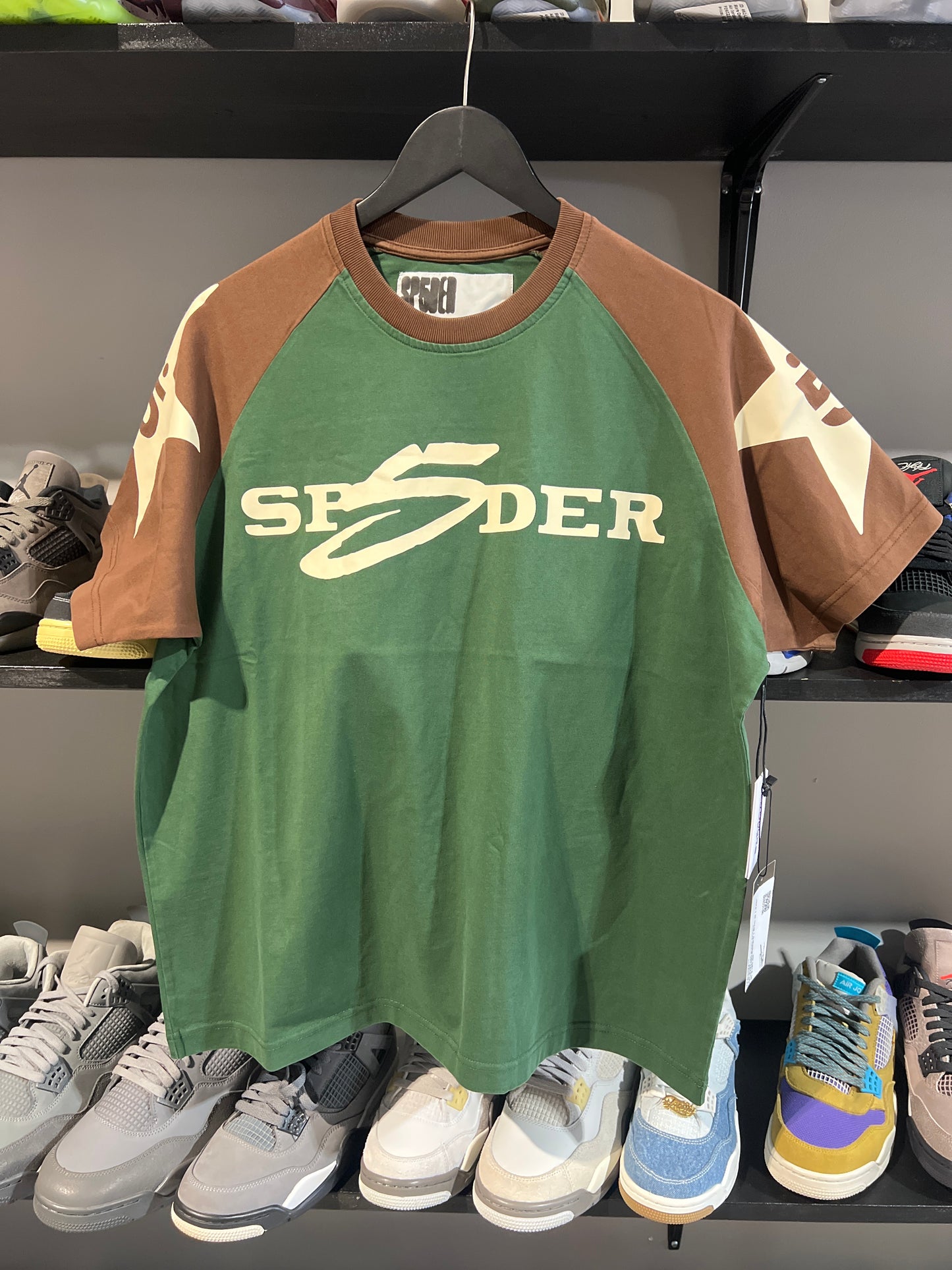 sp5der 5uki tee green brown
