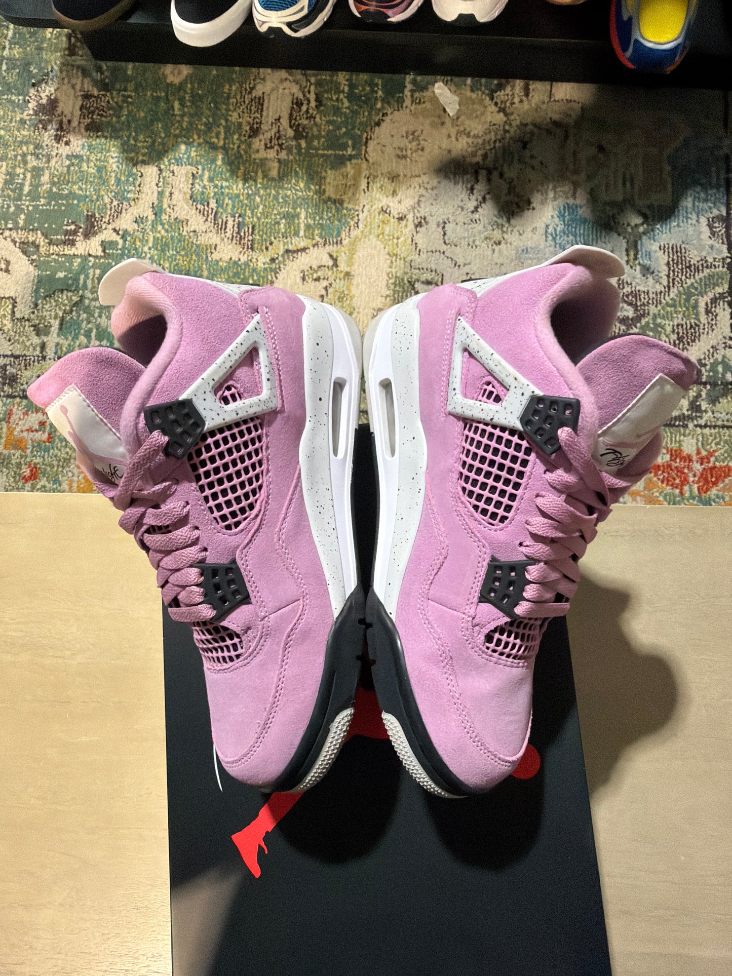 jordan 4 orchid wmns used size 8.5W