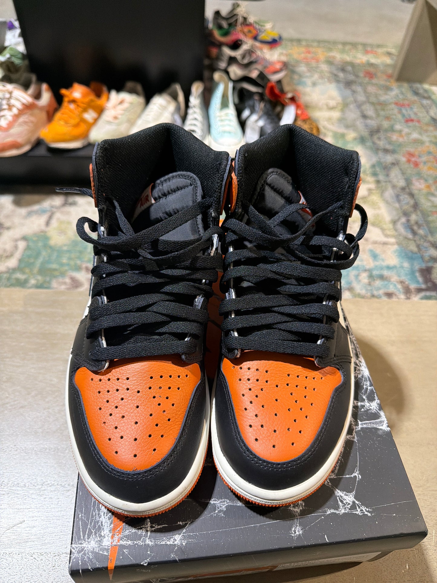 Jordan 1 shattered backboard used sz 8