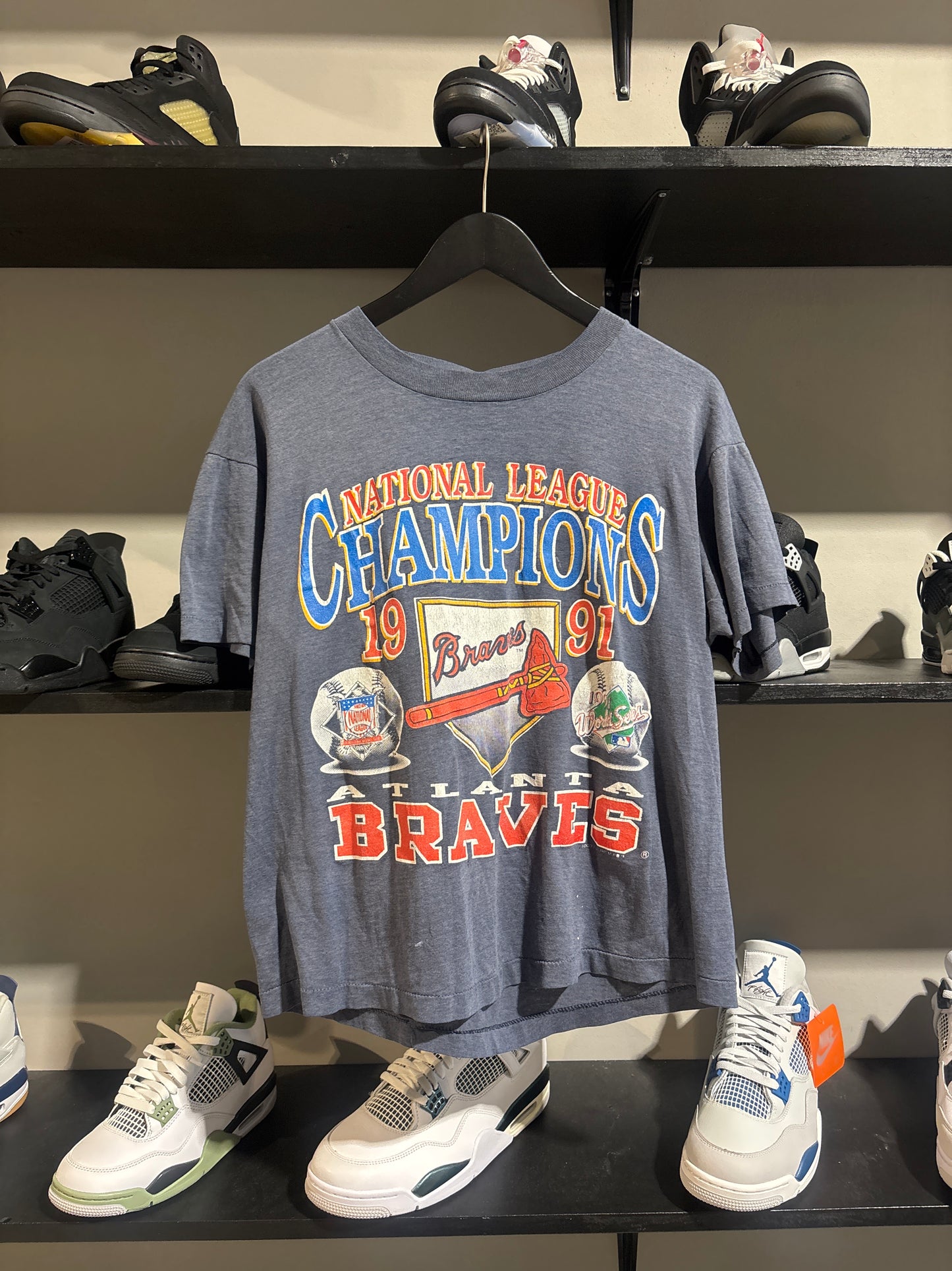 Vintage Braves Nat League Champs Tee Navy