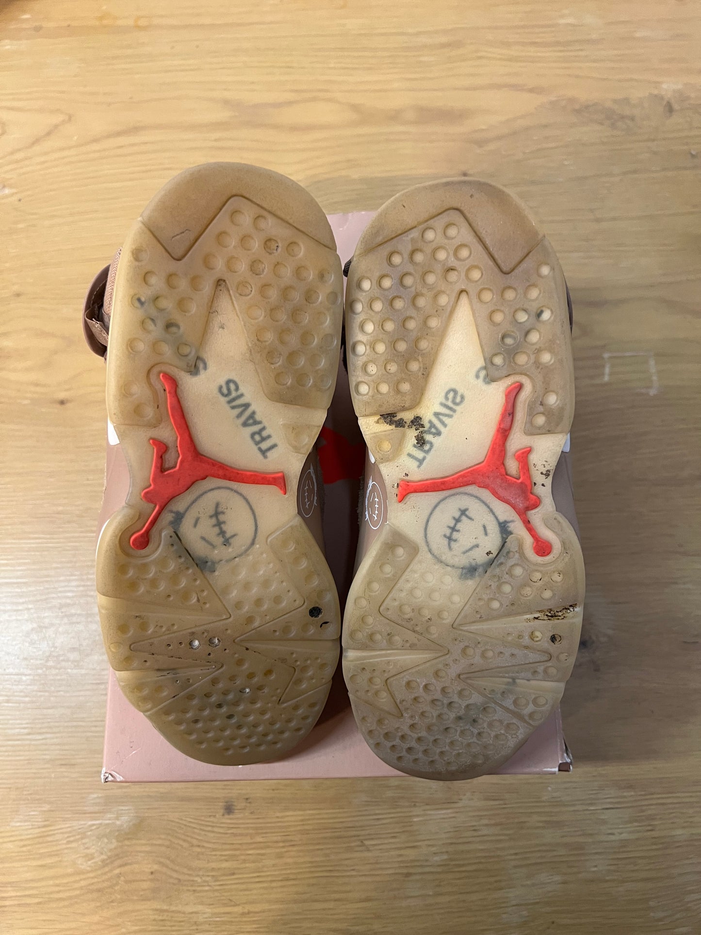 Travis Scott x Air Jordan 6 British Khaki used Sz7
