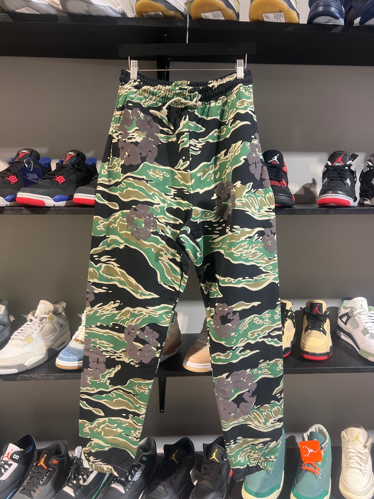 DENIM TEARS GREEN CAMO SWEATPANTS