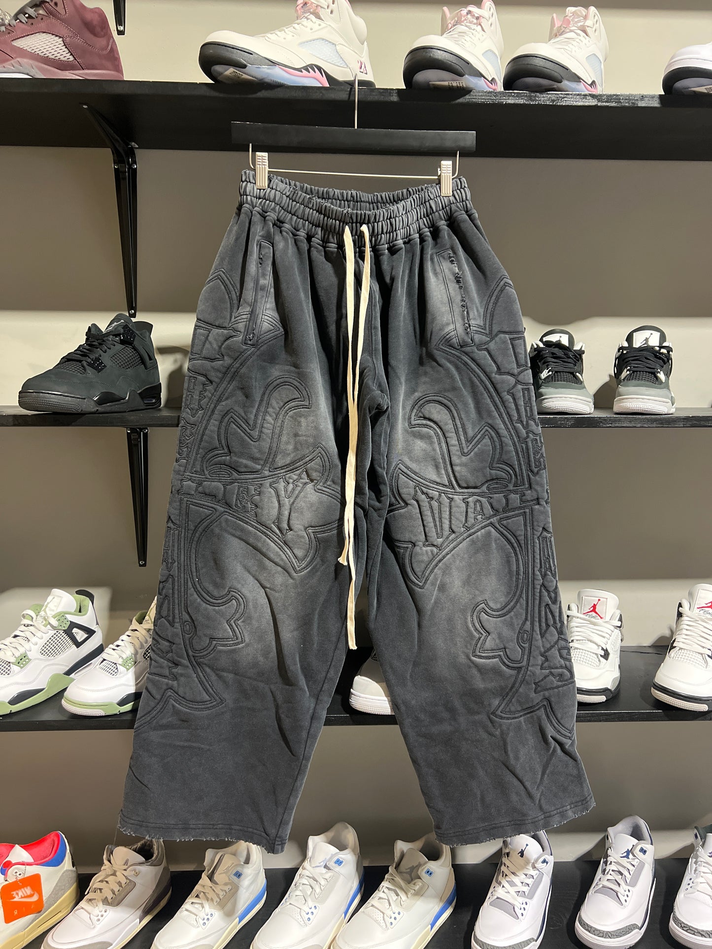 Vale Carver Sweatpants Black