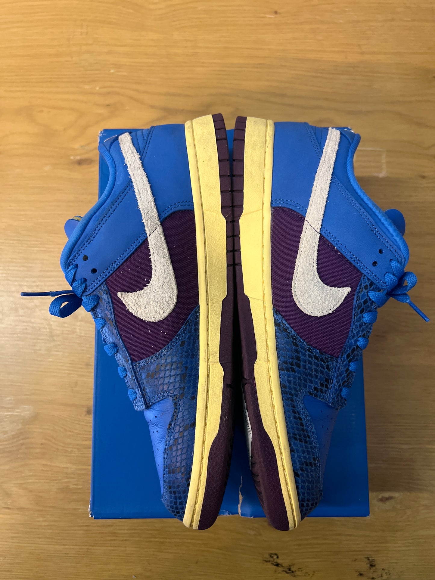 UNDEFEATED X DUNK LOW SP 5 ON IT USED SIZE 11