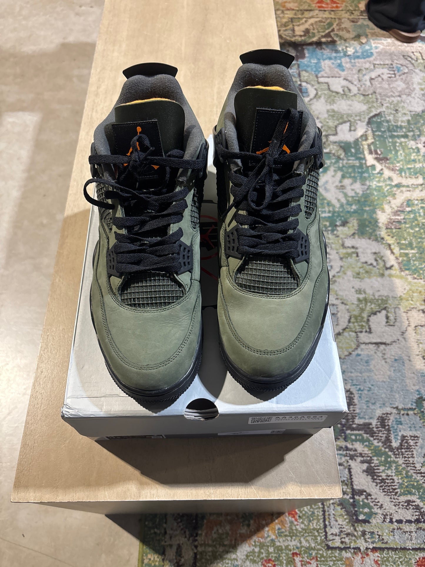 Jordan 4 Undefeated Used Sz 13