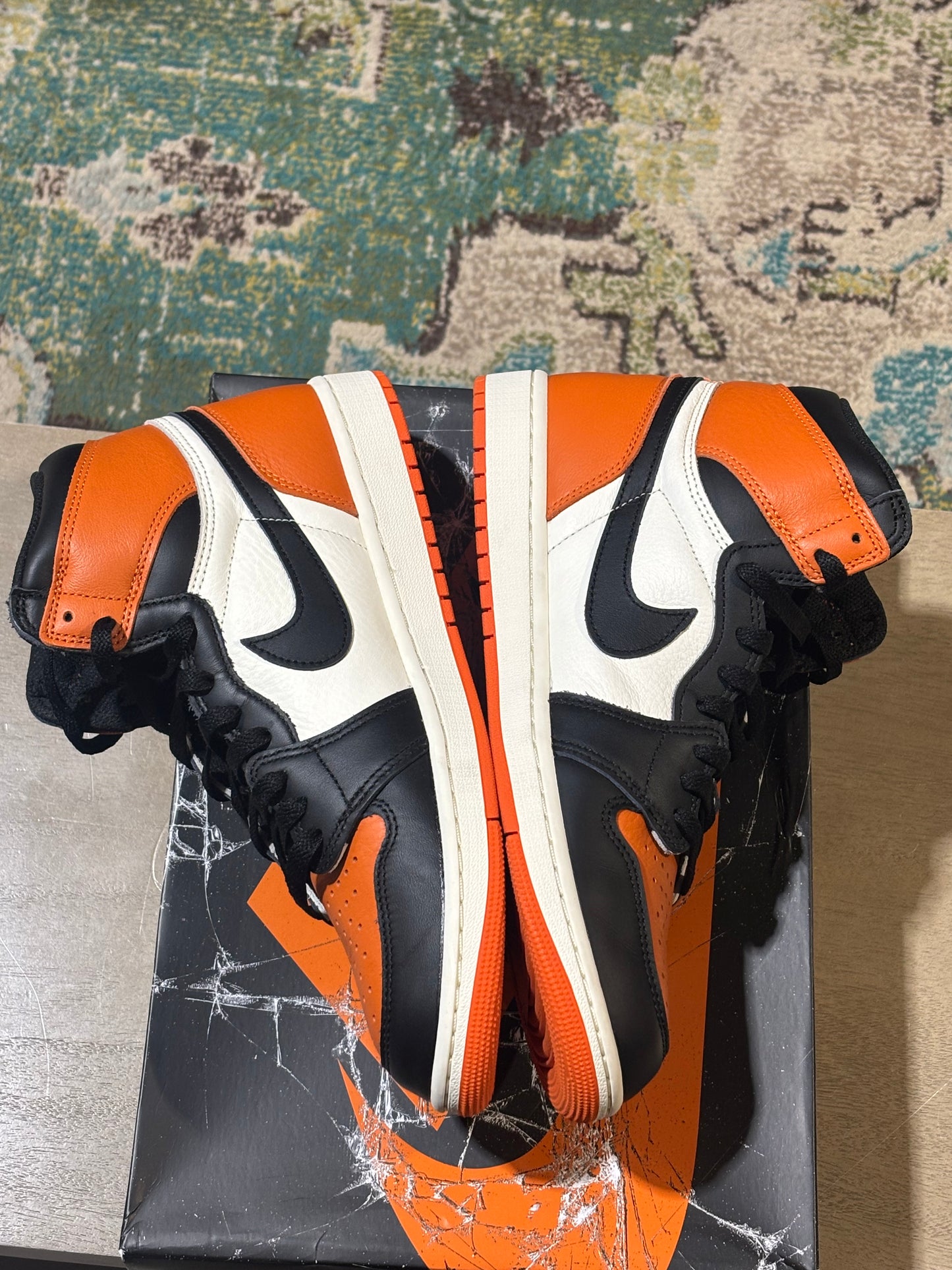 Jordan 1 Shattered BB Used sz 11