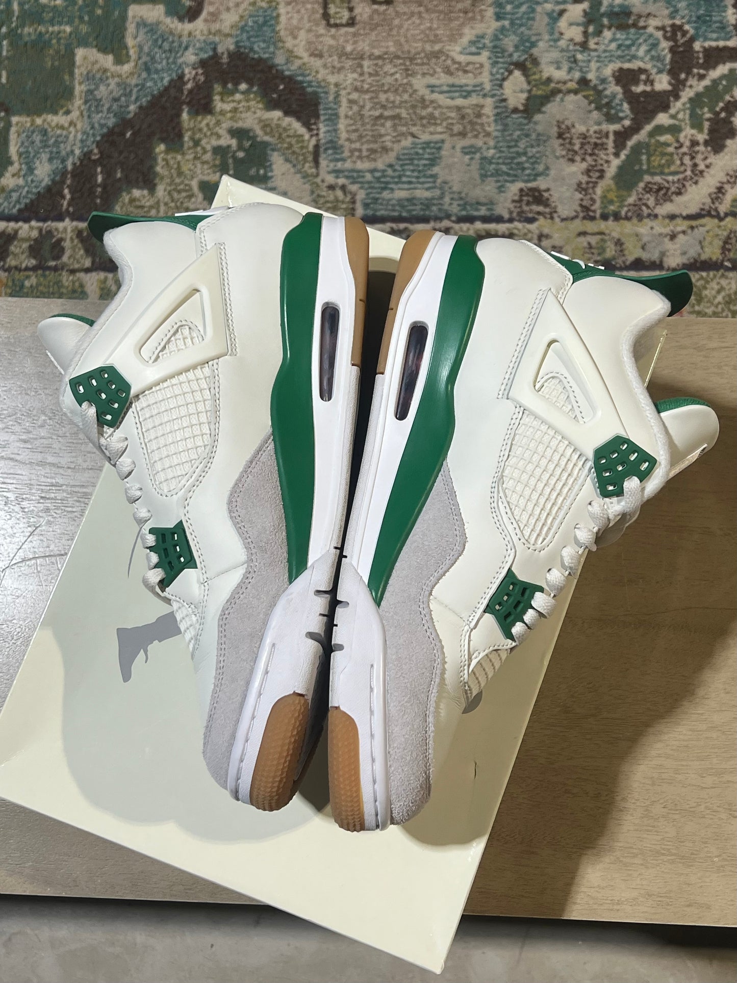 JORDAN 4 SB PINE GREEN USED SZ 10.5