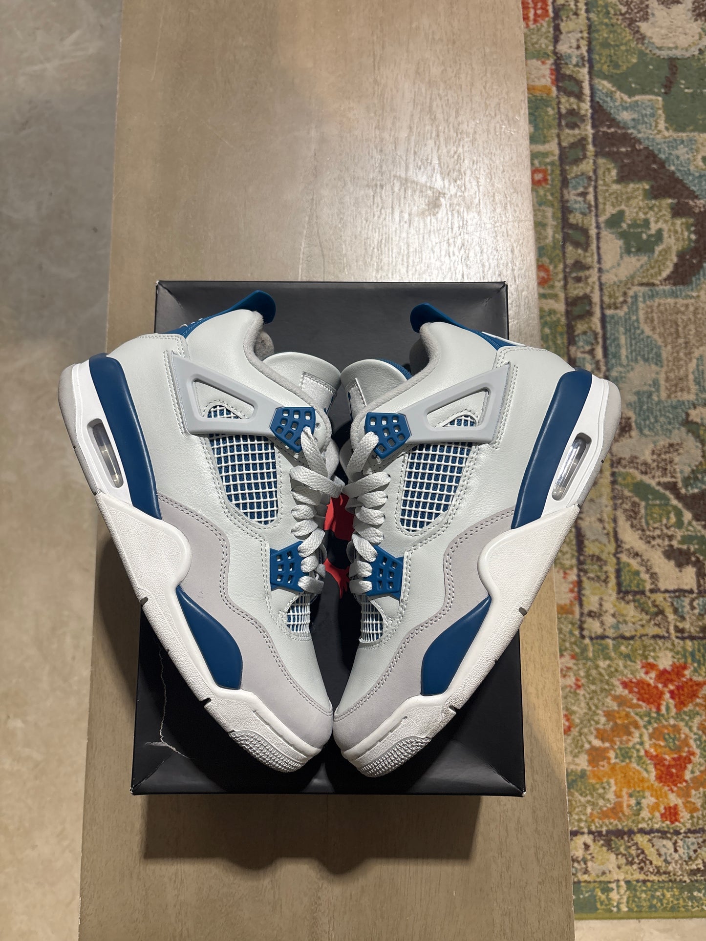 Air Jordan 4 military blue used sz 7.5