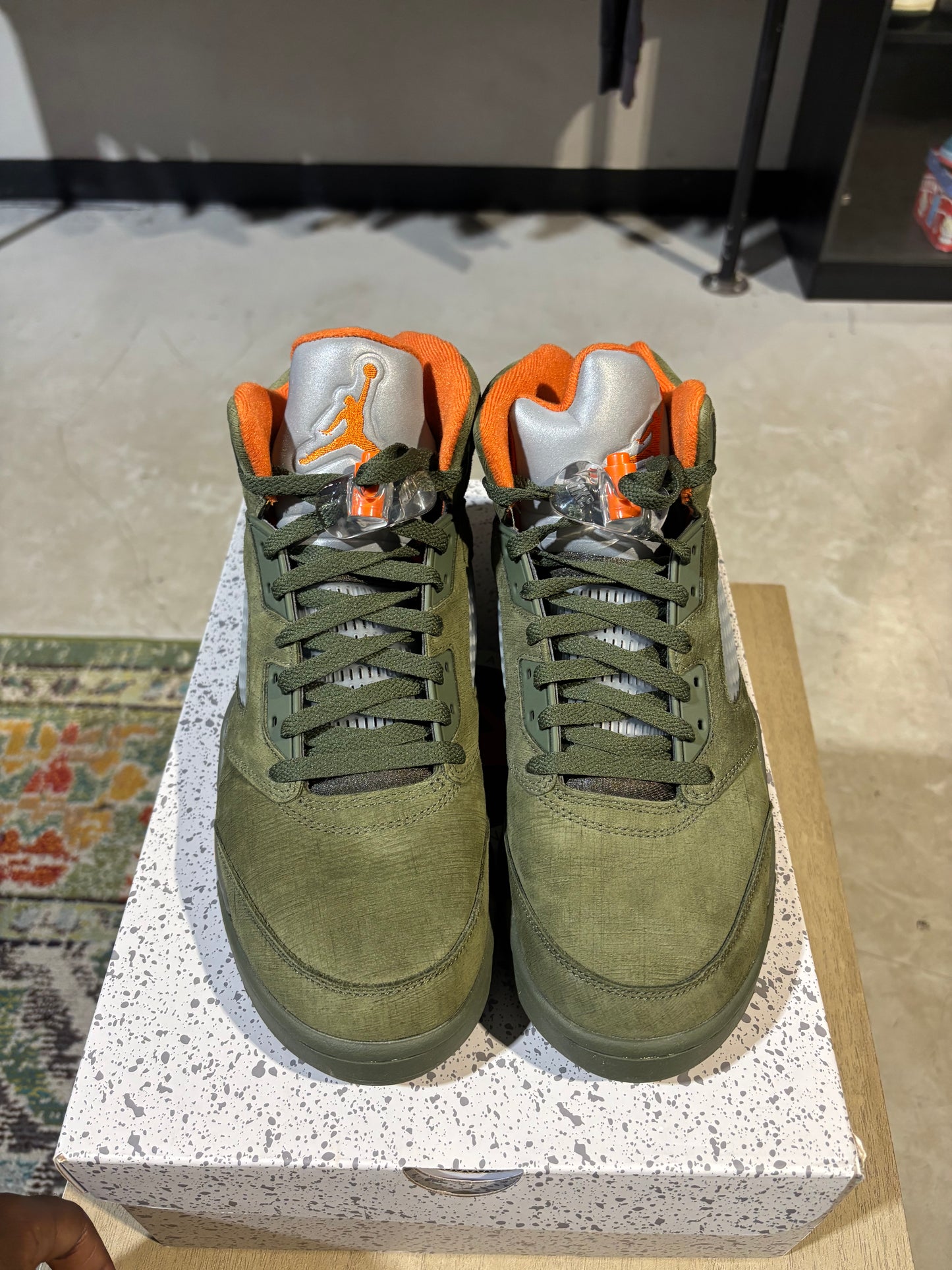 Jordan 5 Olive Used Sz 10.5