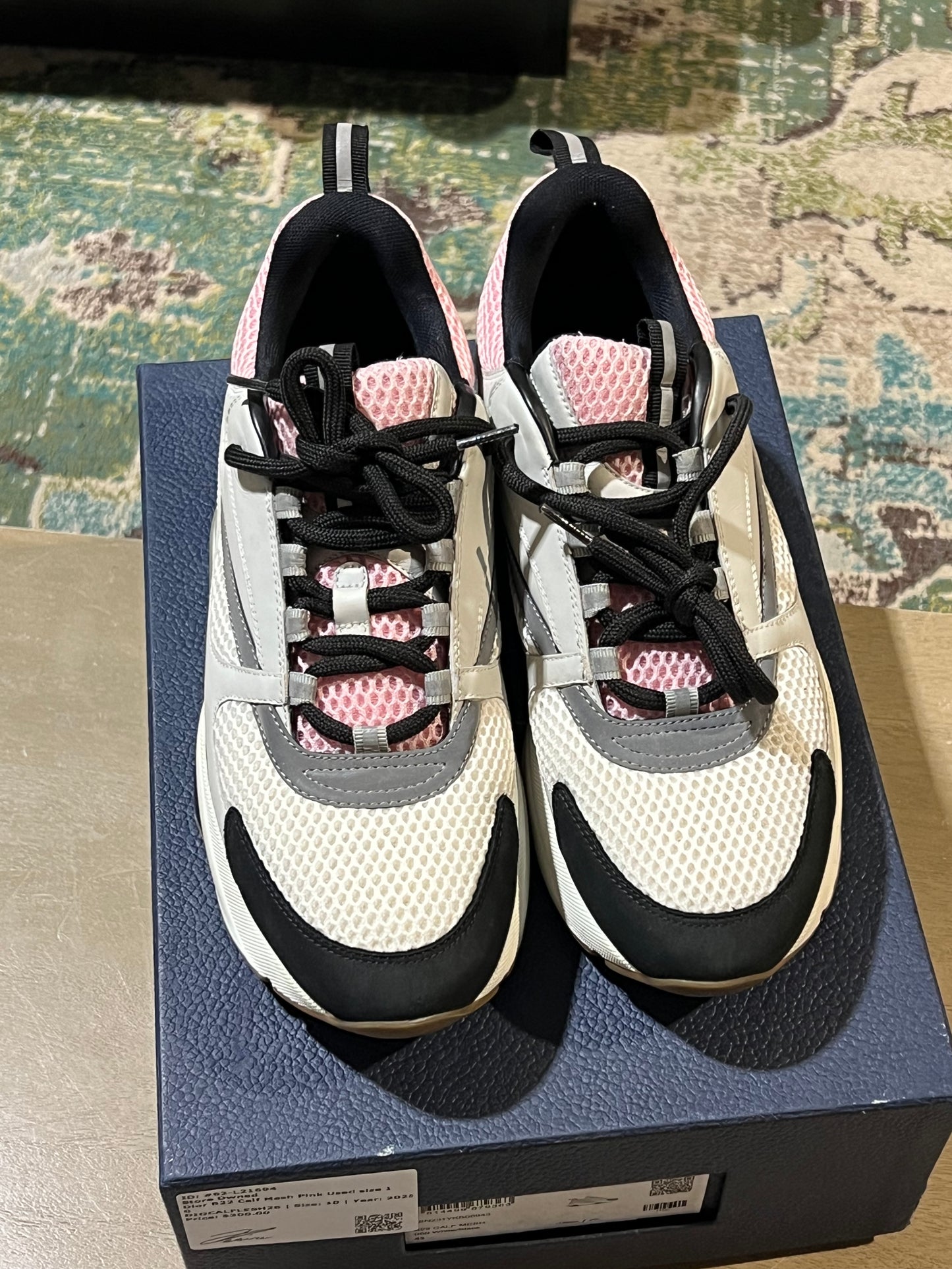 Dior B22 Calf Mesh Pink Used size 10