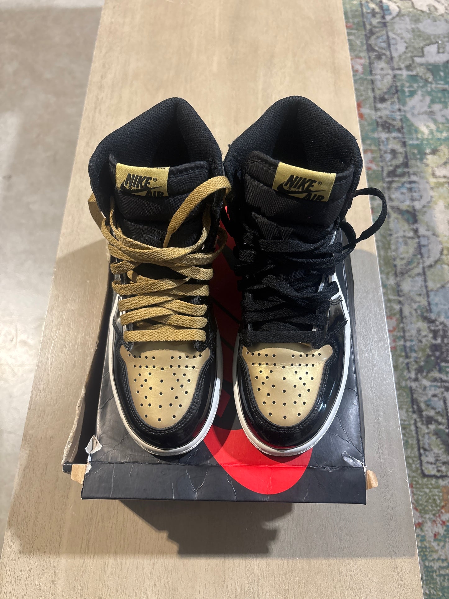 Jordan 1 Gold Toe Used Sz 5