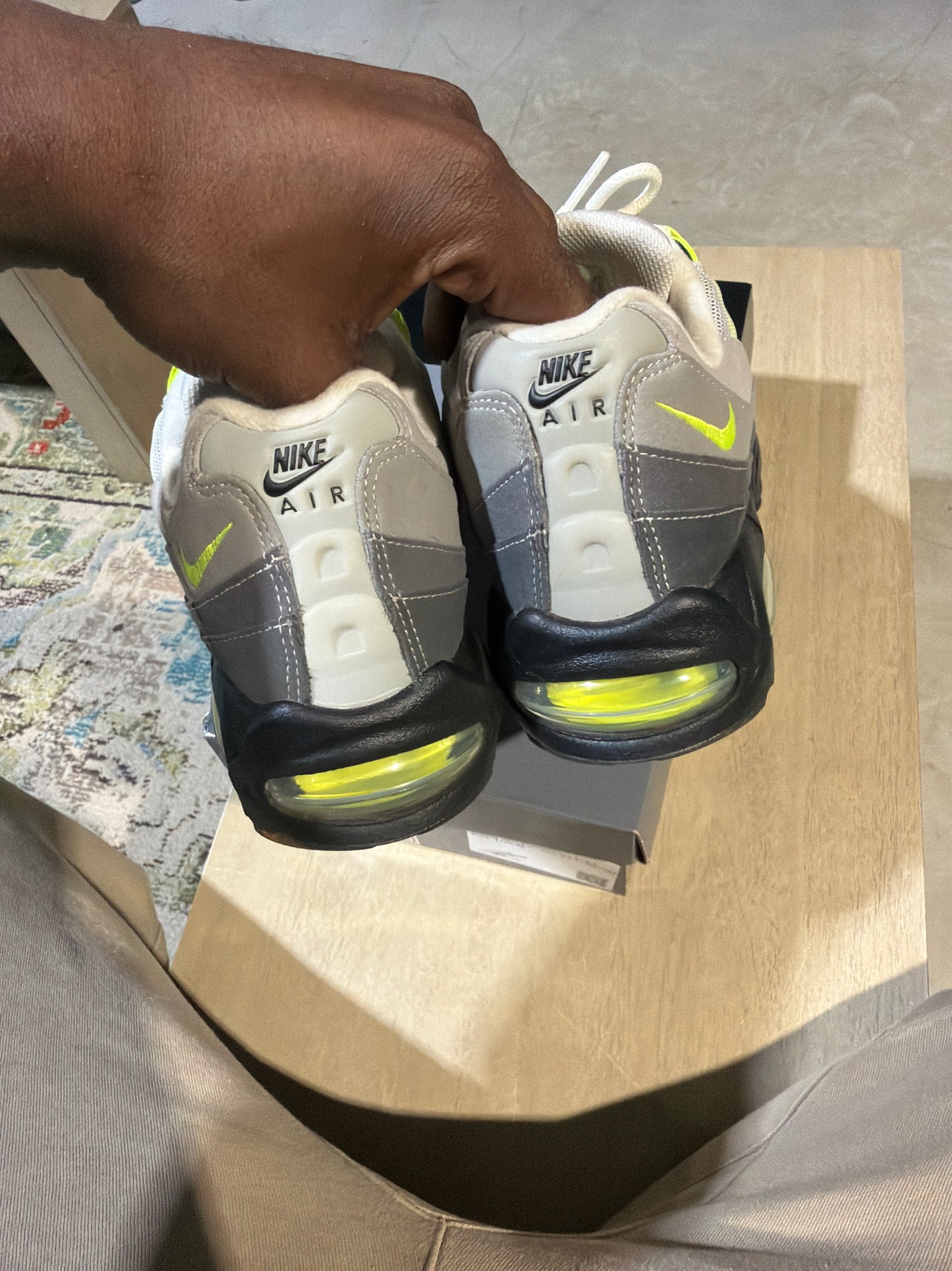 Nike Air Max 95 Neon Used Sz 8.5