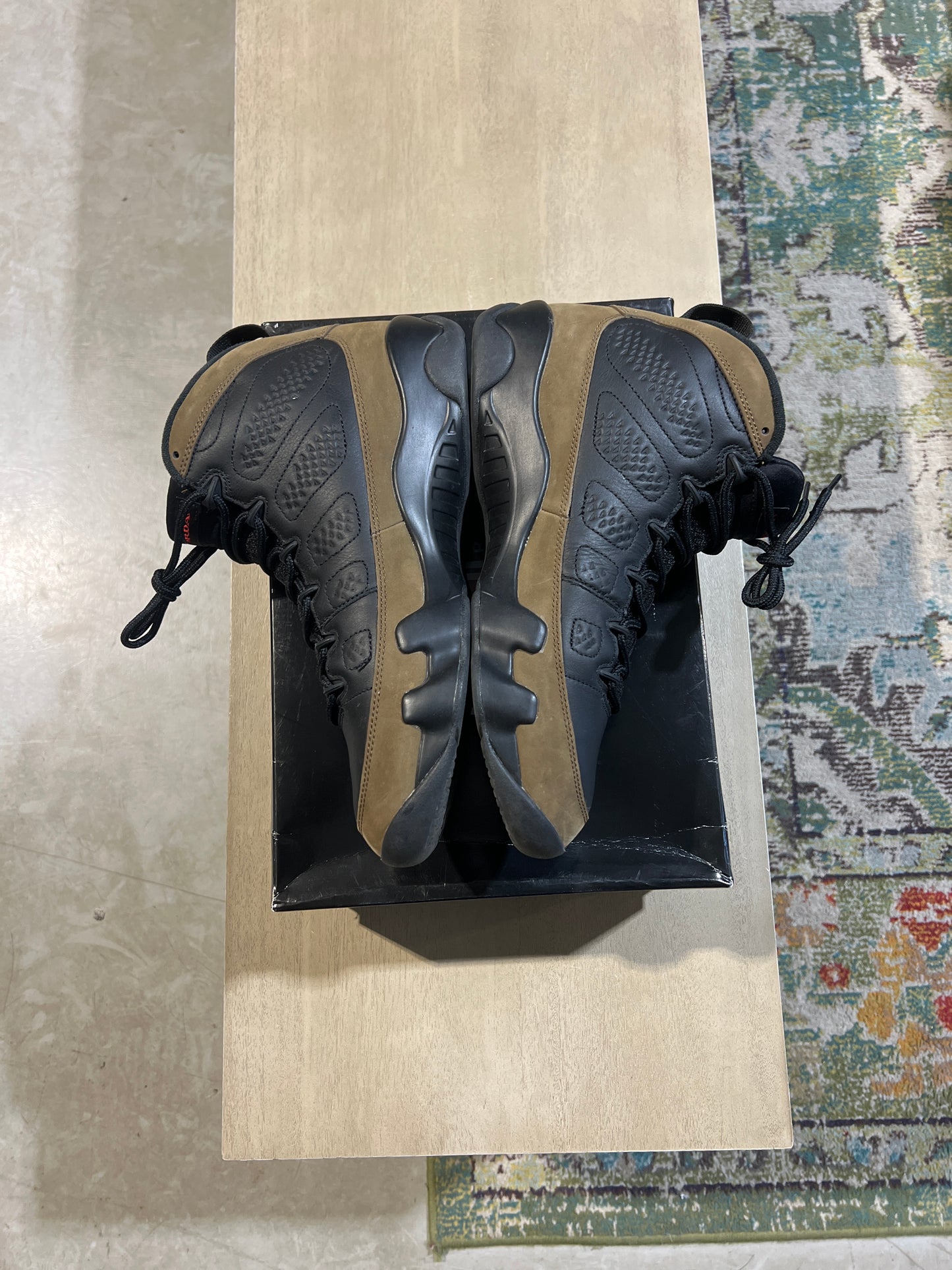 Jordan 9 Olive Used Size 11