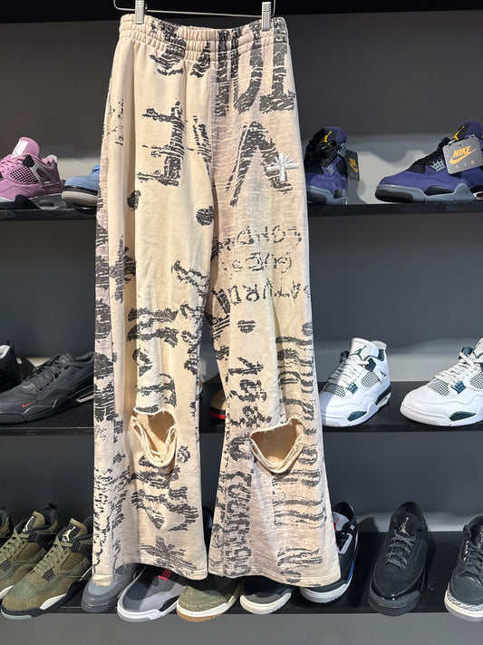 Vertabrae Graffiti Ivory Sweatpants