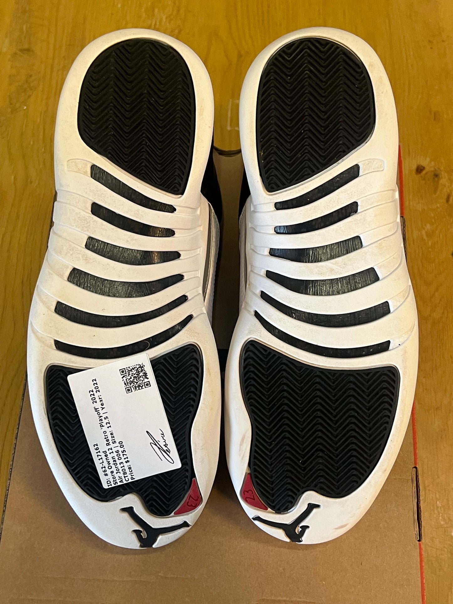 AIR JORDAN 12 RETRO PLAYOFF Used Sz 12.5