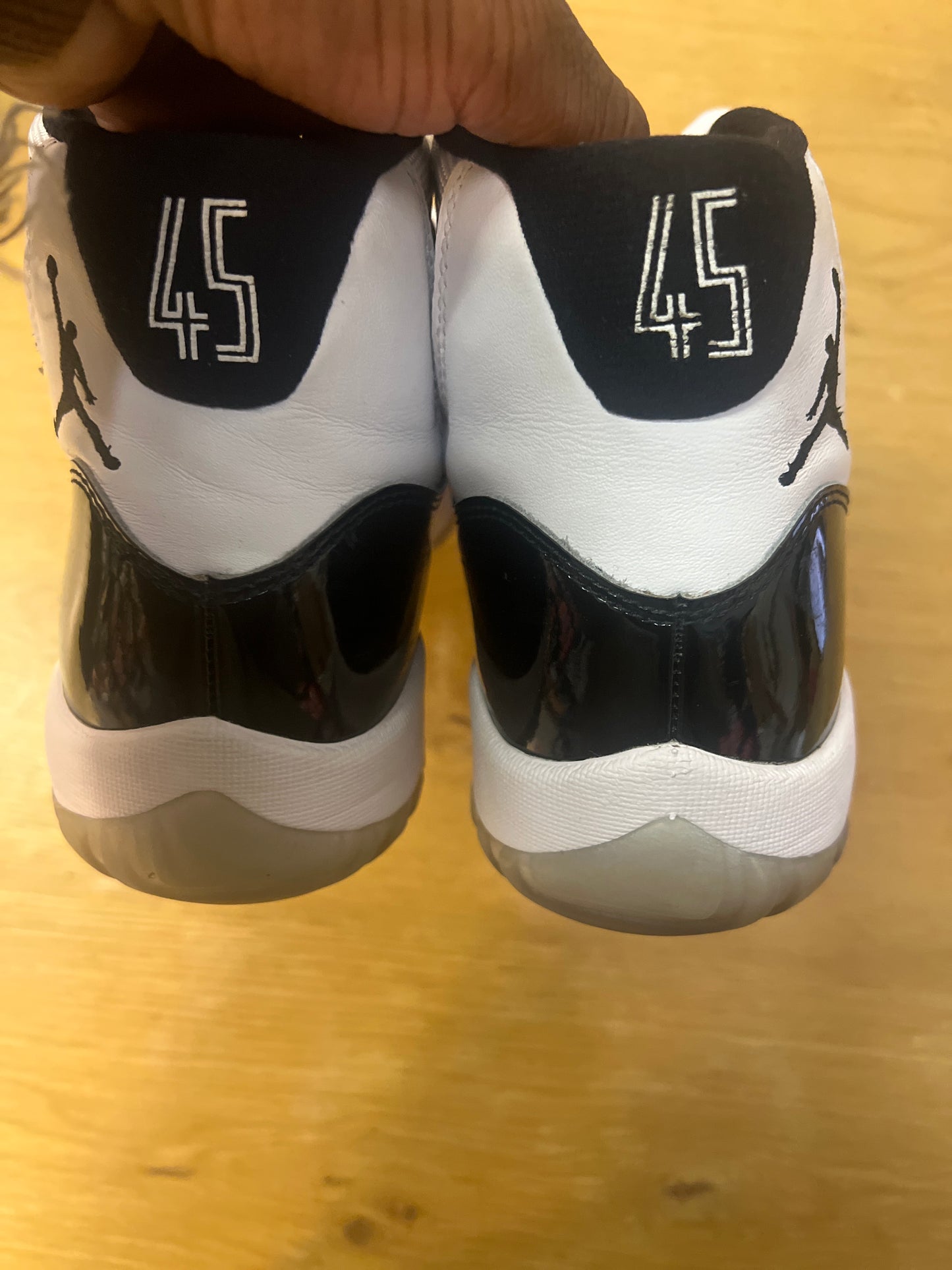 Jordan 11concord used10