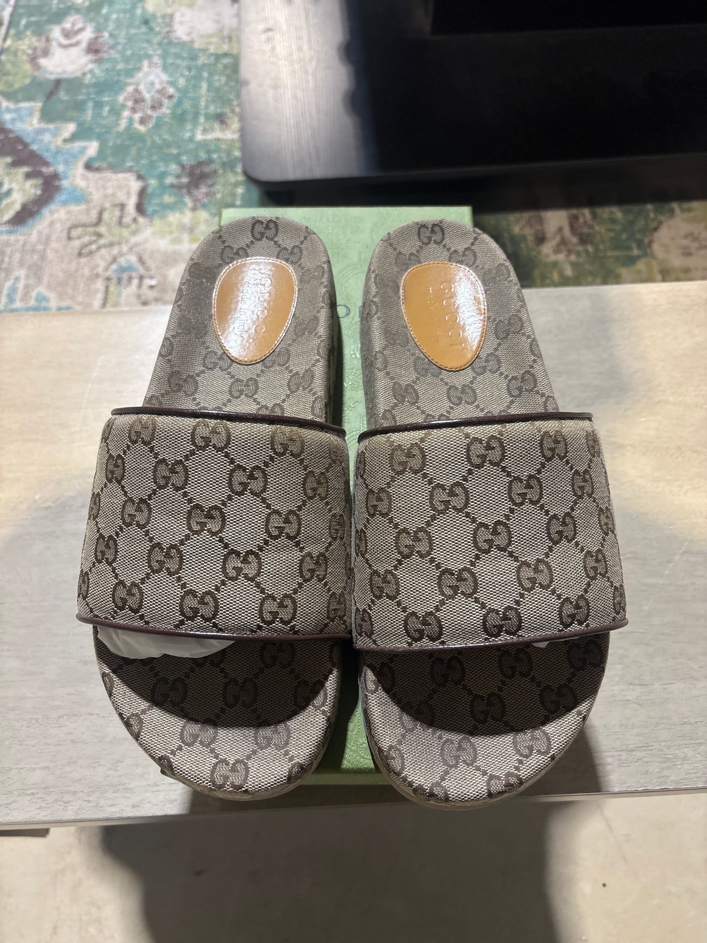 Gucci GG Slide Beige Canvas Used Sz 10