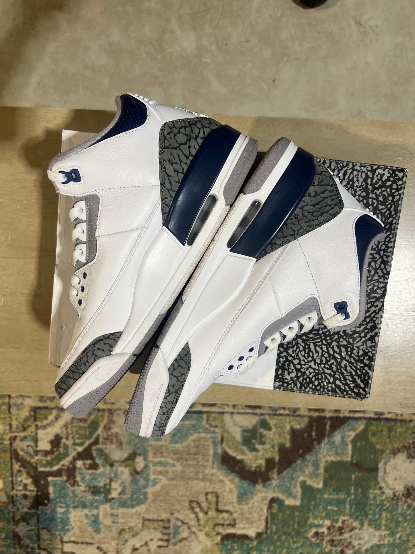 Jordan 3 midnight navy used sz 9