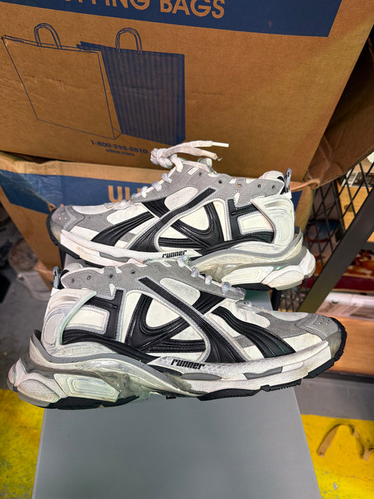 Balenciaga Runner Grey Black Used Sz 11