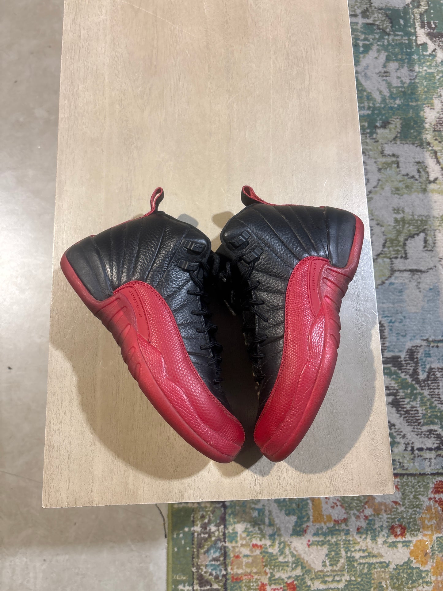 Jordan 12 Flu Game Used Sz 7Y NB