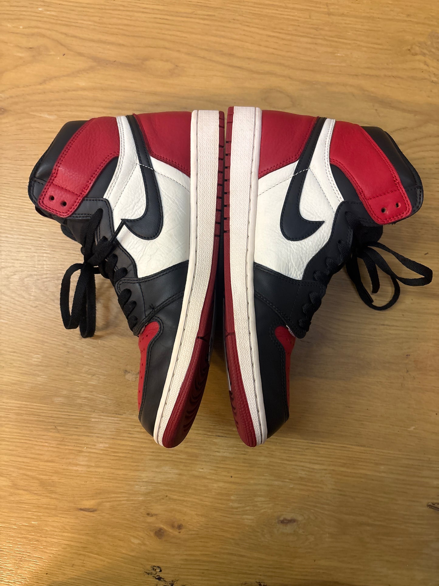 Jordan1 bred toe used 10.5