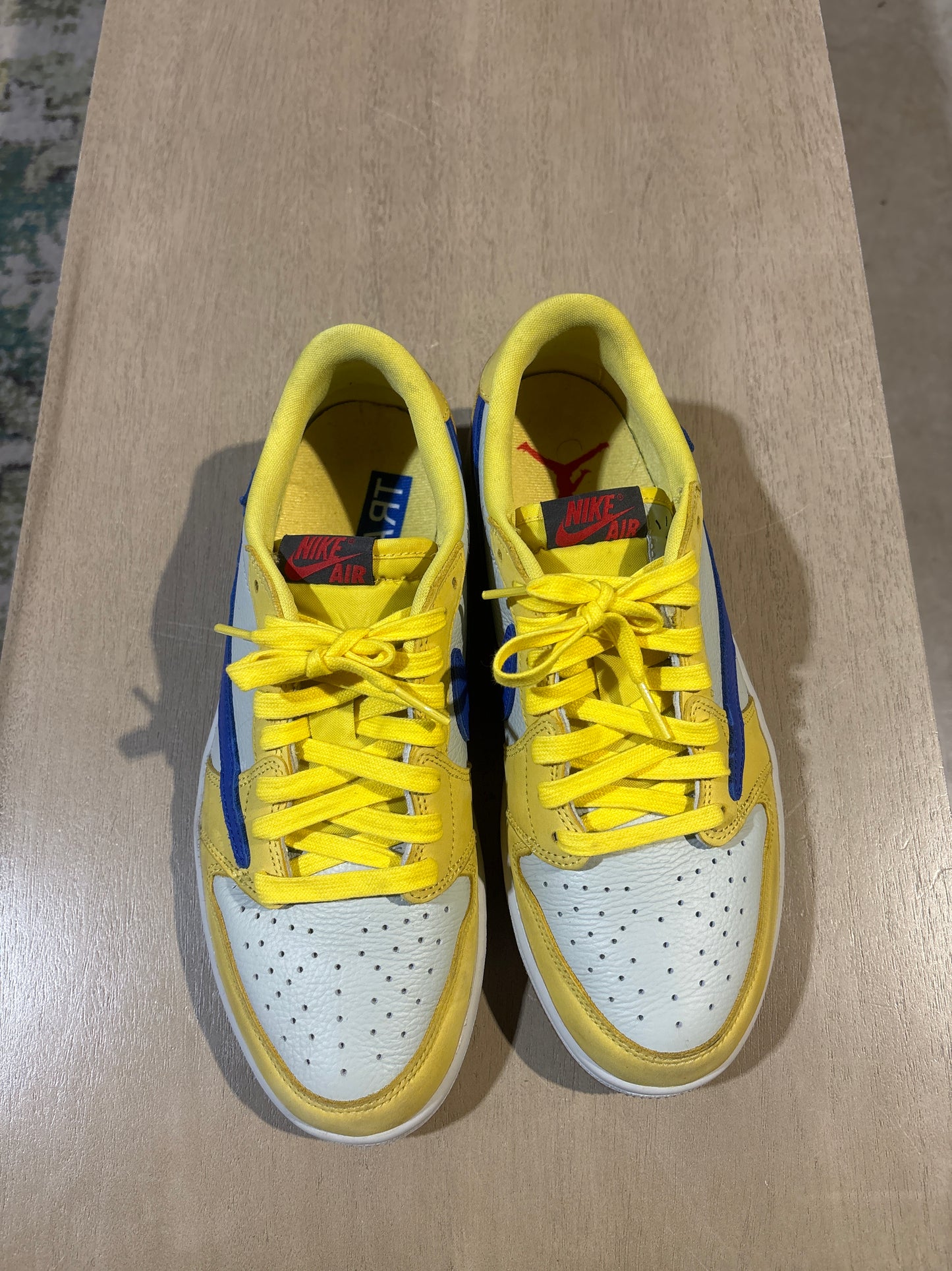 JORDAN 1 TRAVIS CANARY USED SZ 9.5W NB (1)
