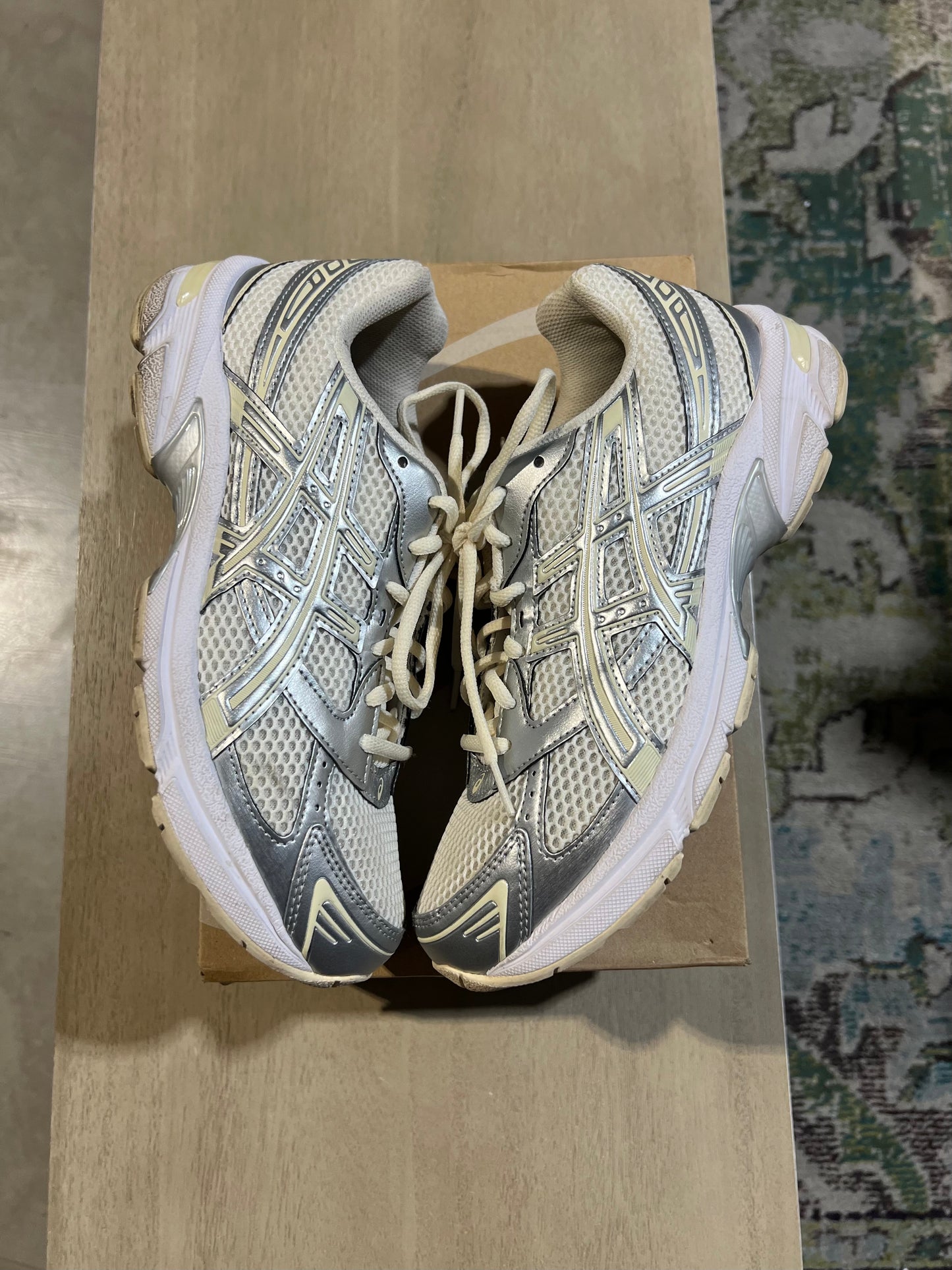 asics gel 1130 silver cream used sz 9.5W