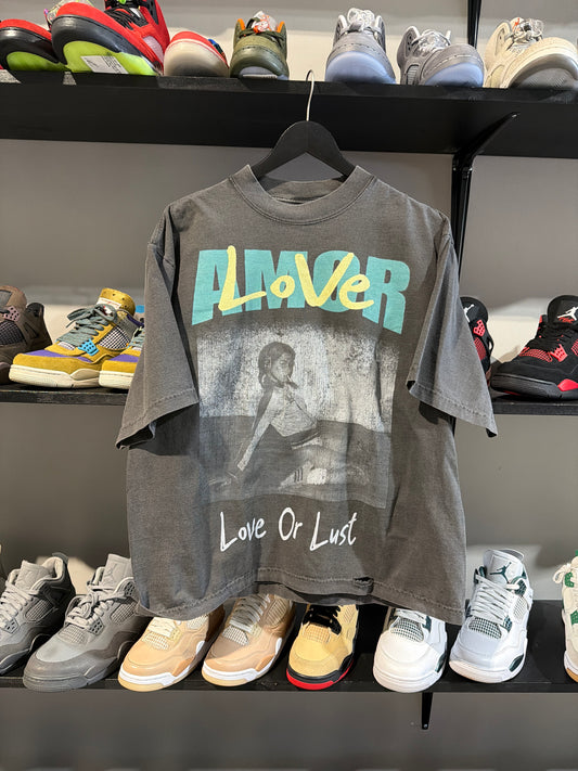 STILE AMOR AMOR OR LUST TEE