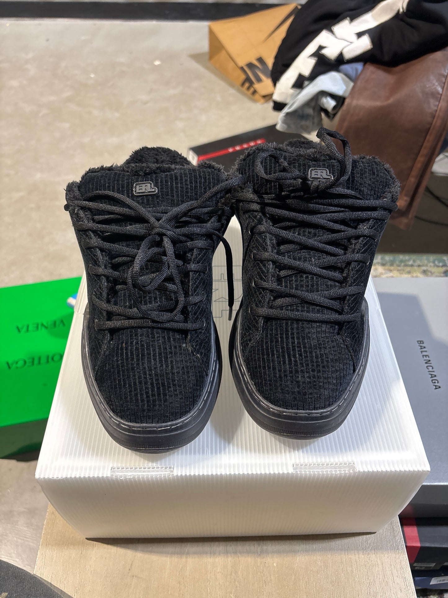 ERL Vamp Black Corduroy Used Sz 11