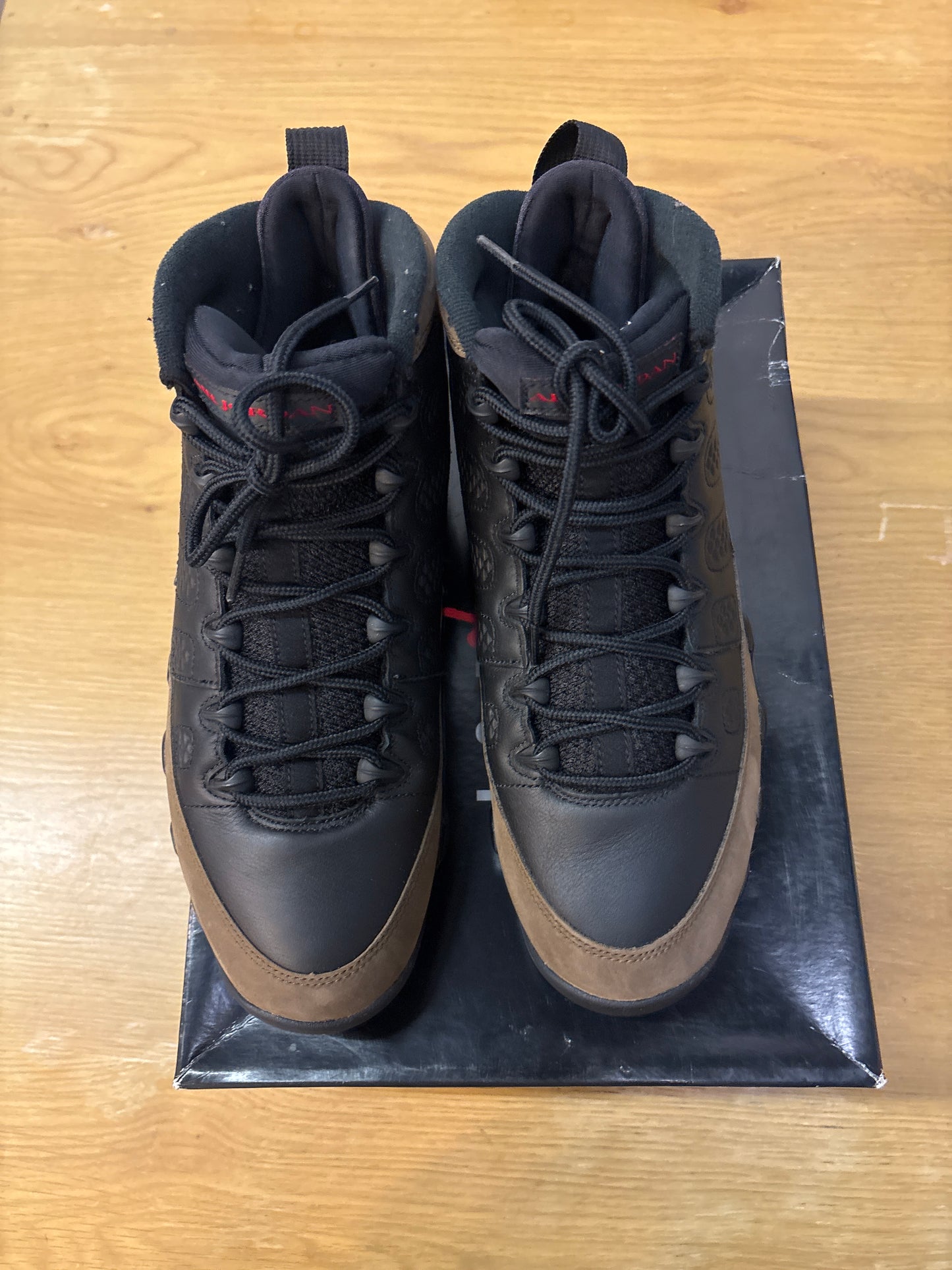 JORDAN 9 OLIVE 2024 Used Sz 9.5