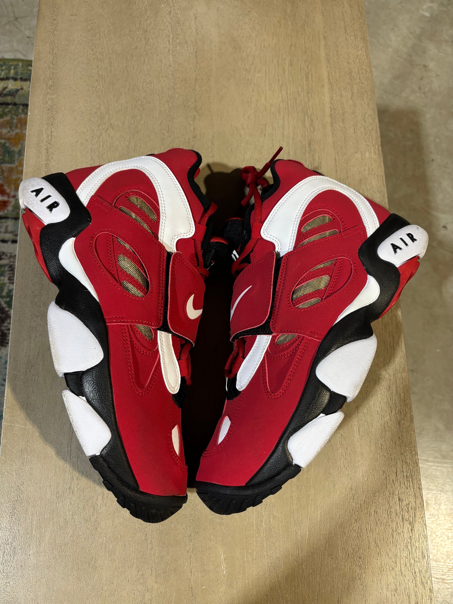 Nike Air Diamond Turf 2 Red Gold Used Sz 10.5 NB