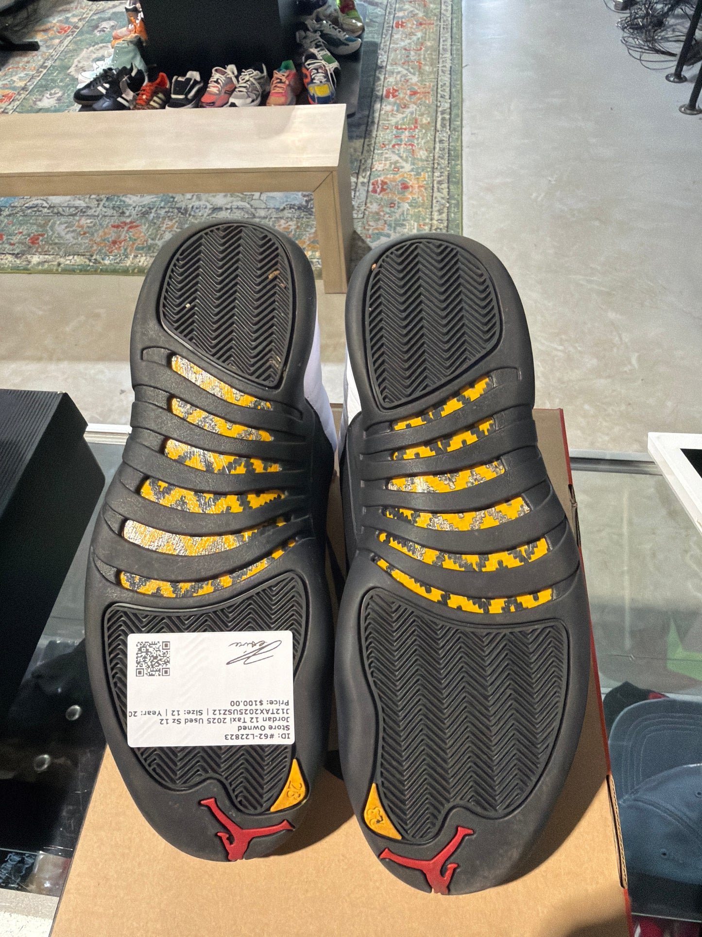 Jordan 12 Taxi 2025 Used Sz 12