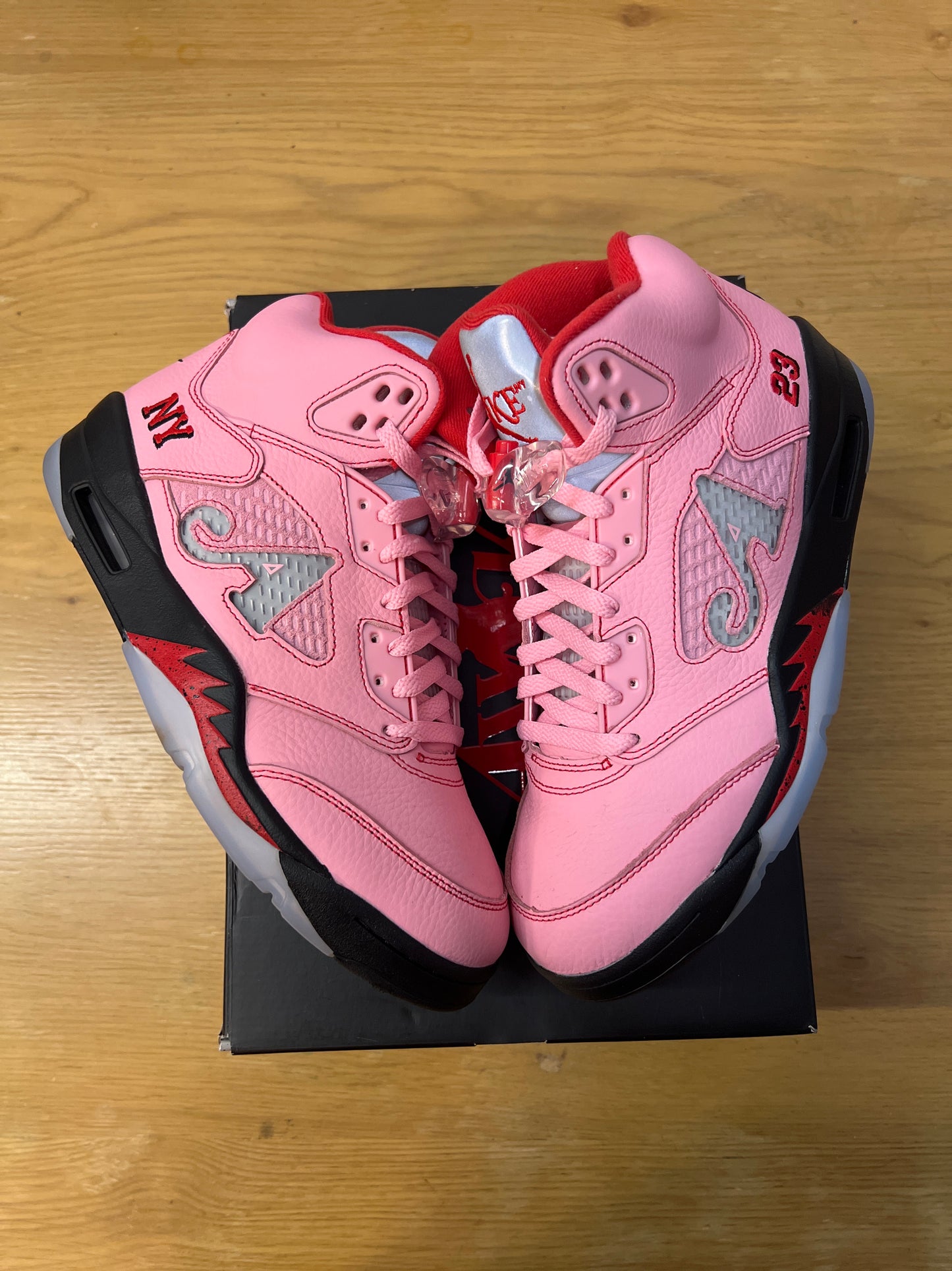 Air Jordan 5 Retro Awake Artic Pink Used Sz 9